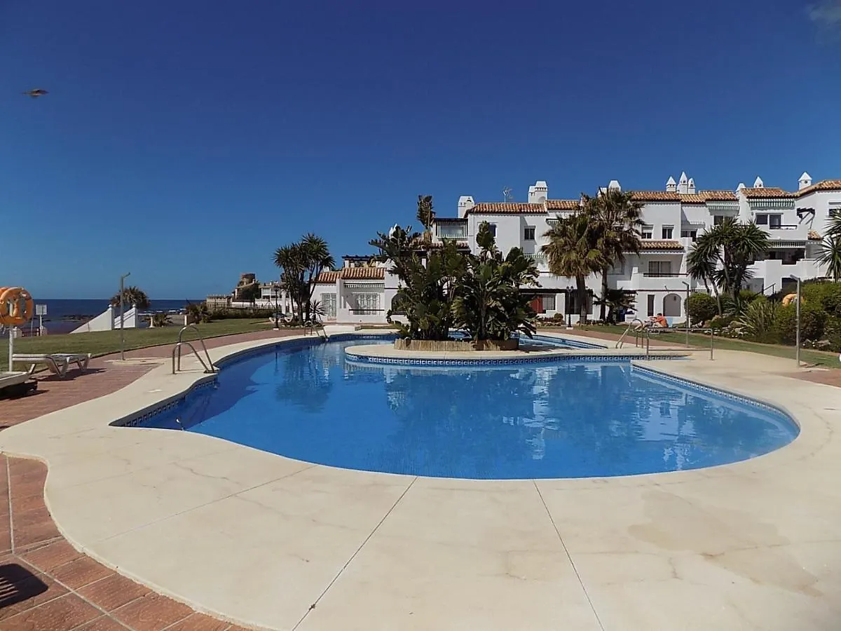 Playa Lucera - Ground Floor Apartment With Sea Views Cs126 Sitio de Calahonda 0*,  İspanya